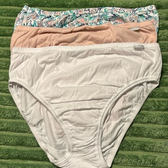 Jockey BUNDLE of three Size 9 panties washed/dried but never worn - Picture 1 of 4
